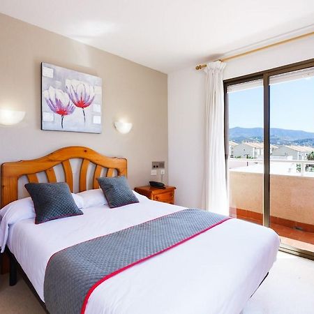 Oyo Hotel Costa Andaluza Motril Esterno foto