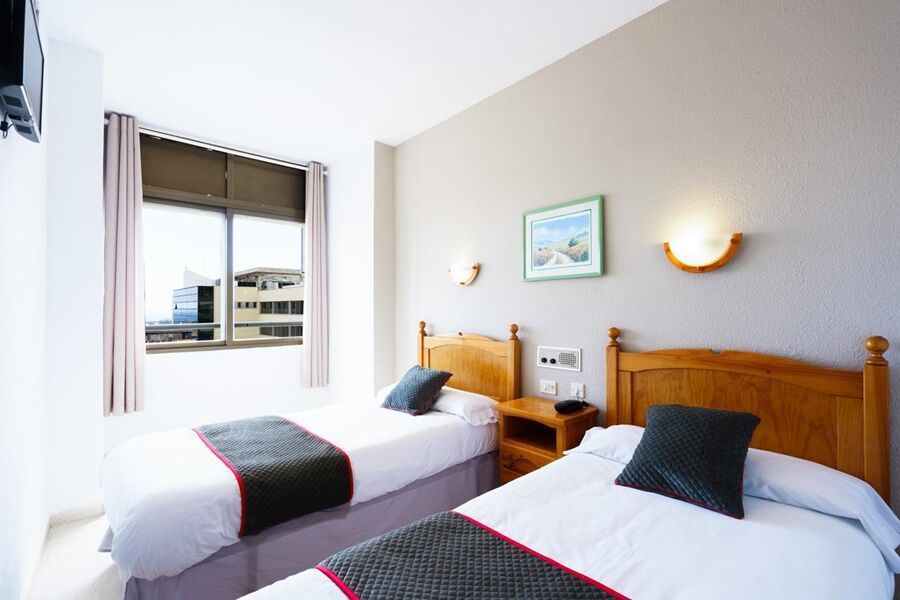 Oyo Hotel Costa Andaluza Motril Esterno foto